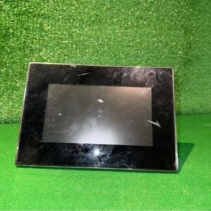 Insignia digital photo frame